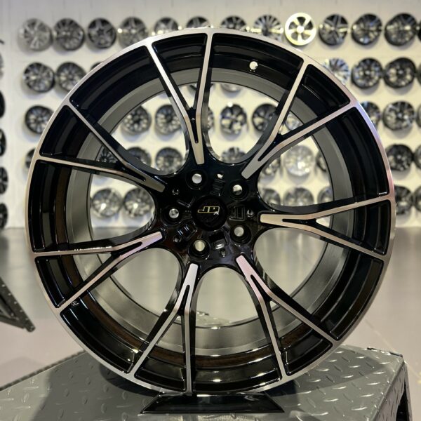 Style M789 Performance 20'' 5x120