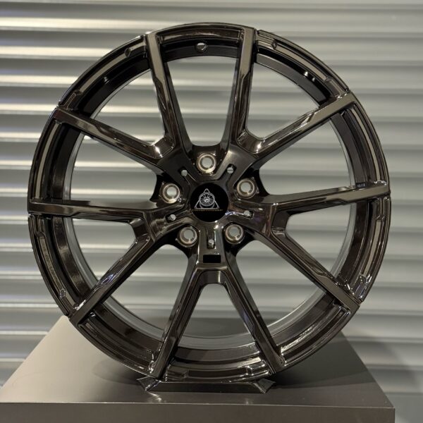 Style BMW M728 Performance 19'' 5x120 BLACK