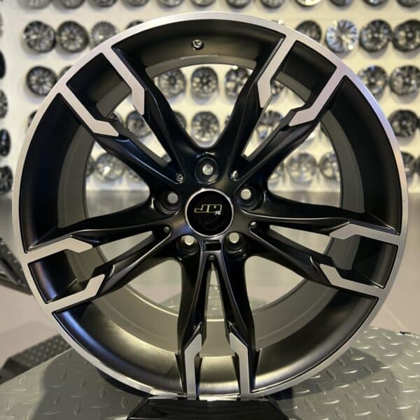 Style M550 18'' 5x112