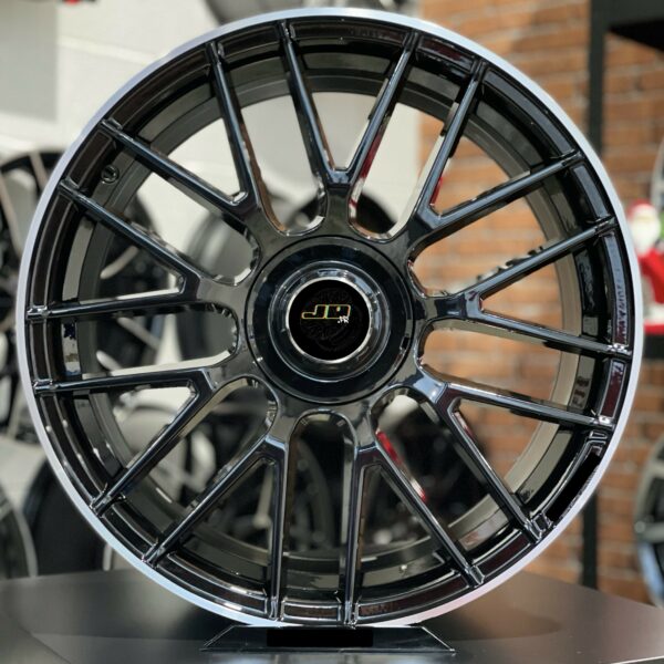Style Mercedes C63s AMG 19'' Noir Brillant 5x112 All Round