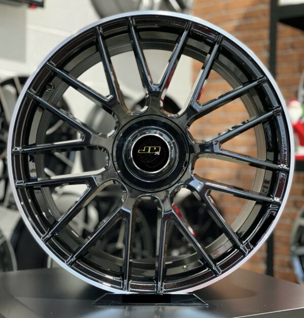 Style Mercedes C63s AMG 19'' Noir Brillant 5x112 All Round