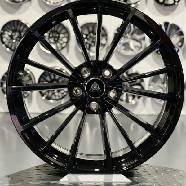STYLE VW SCOTTSDALE 19'' 5X112 NOIR BRILLANT