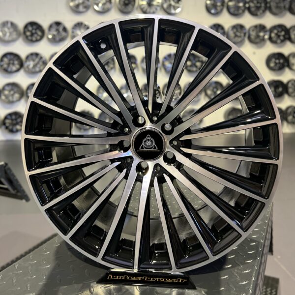 Style Mercedes NEW Twist 63 AMG 19'' 5x112 BMF