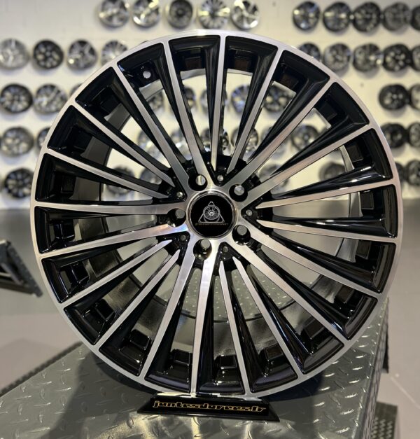 Style Mercedes NEW Twist 63 AMG 19'' 5x112 BMF