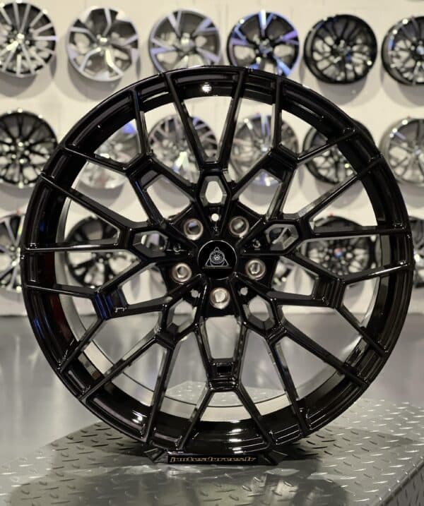 Style BMW 827M Performance 20'' Noir brillant 5x112