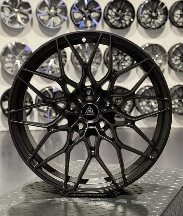 Style BMW 1000M 50th Anniversary 19'' Noir satiné 5x120