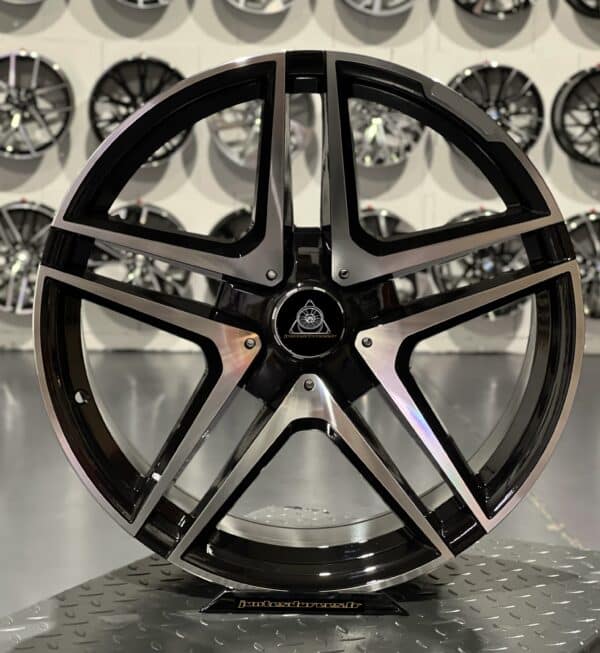 Style Mercedes C63 AMG 20'' - 5x112