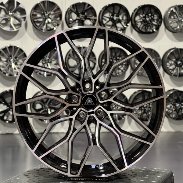 Style BMW 1000M 50th Anniversary 18'' Black Polished 5x120