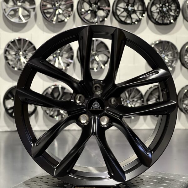 Style Tesla MD3 Highland 19'' 5x114.3 Noir Satiné