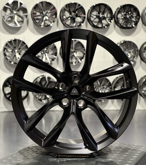 Style Tesla MD3 Highland 19'' 5x114.3 Noir Satiné