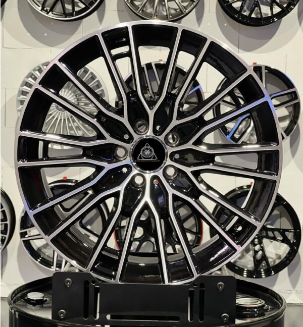 Style Mercedes NEW CLA DOUBLE SPOKE 19'' 5x112