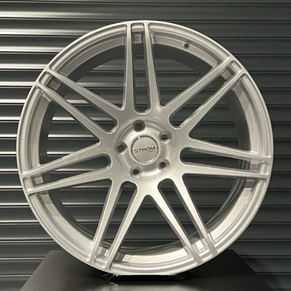 Ström STR3 SS SILVER 22'' 5x120
