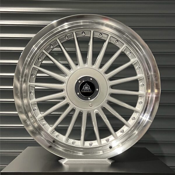 Style ALPINA 19'' 5x120 Silver