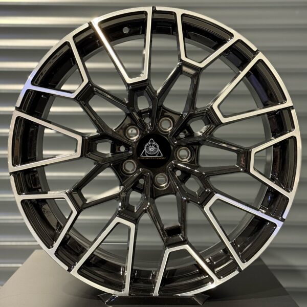 Style BMW 827M Performance 19'' BMF 5x112